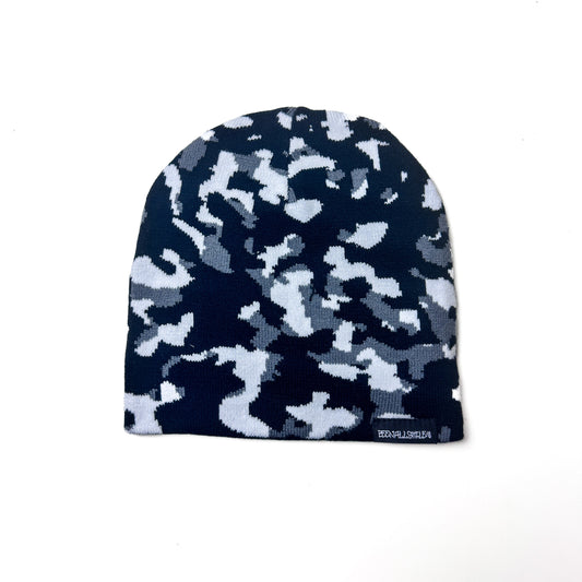 BLACK CAMO REVERSE BEANIE